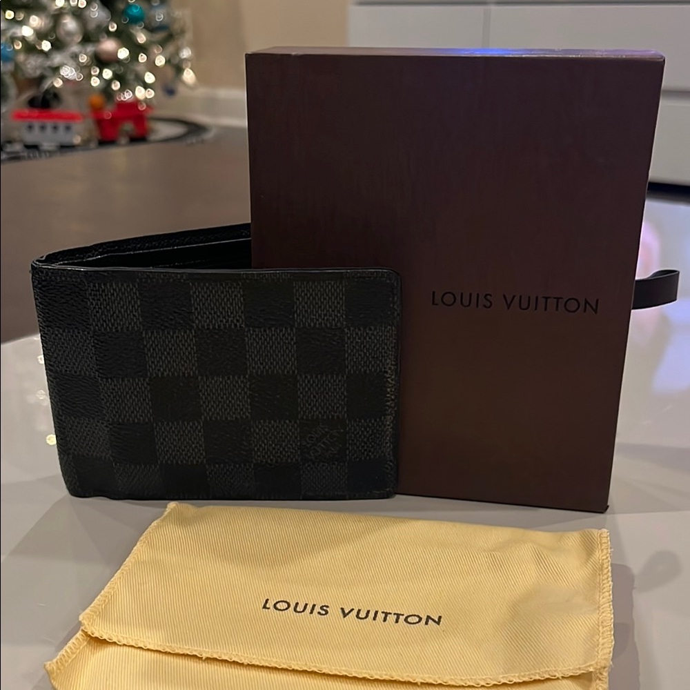💯 authentic Louis Vuitton damier graphite graphite canvas men’s multiple wallet